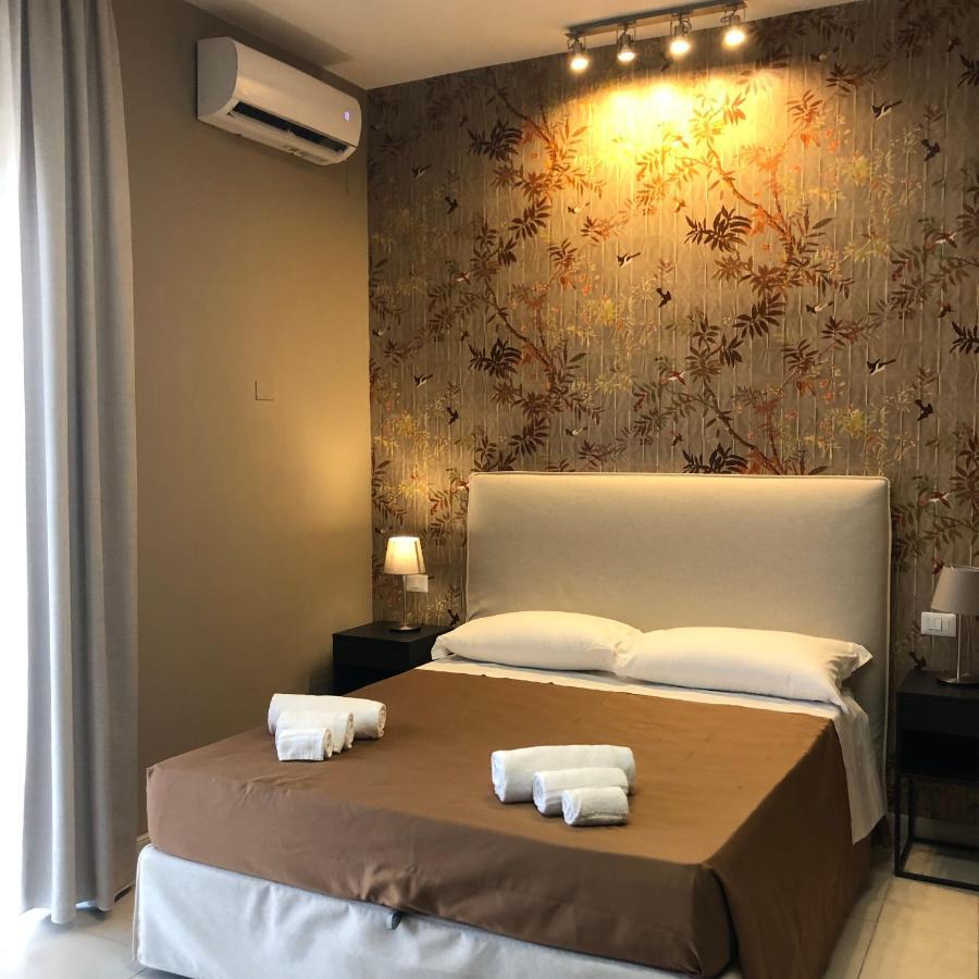 Dante 11 Guesthouse By Apulia Accommodation Бари Экстерьер фото